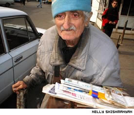 Le vendeur de journaux d'Erevan